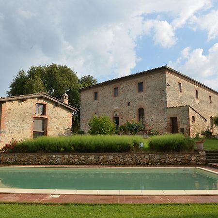 Agriturismo Tre Madonne 蒙特里久尼 外观 照片
