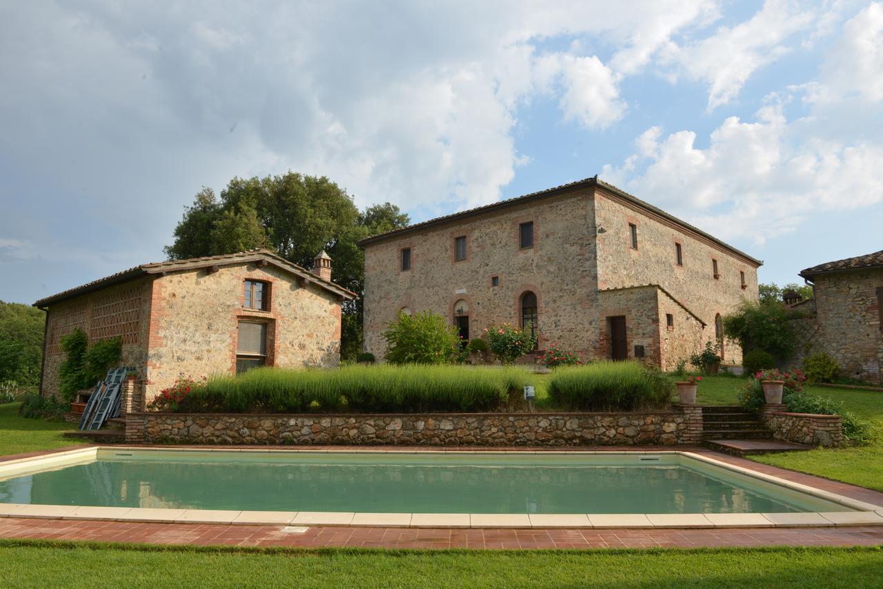 Agriturismo Tre Madonne 蒙特里久尼 外观 照片